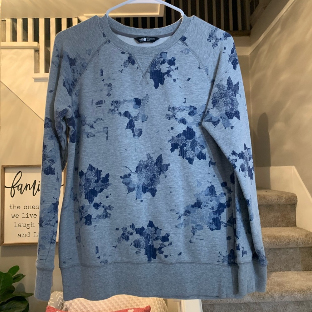 North face crew neck. Grey and Blue.